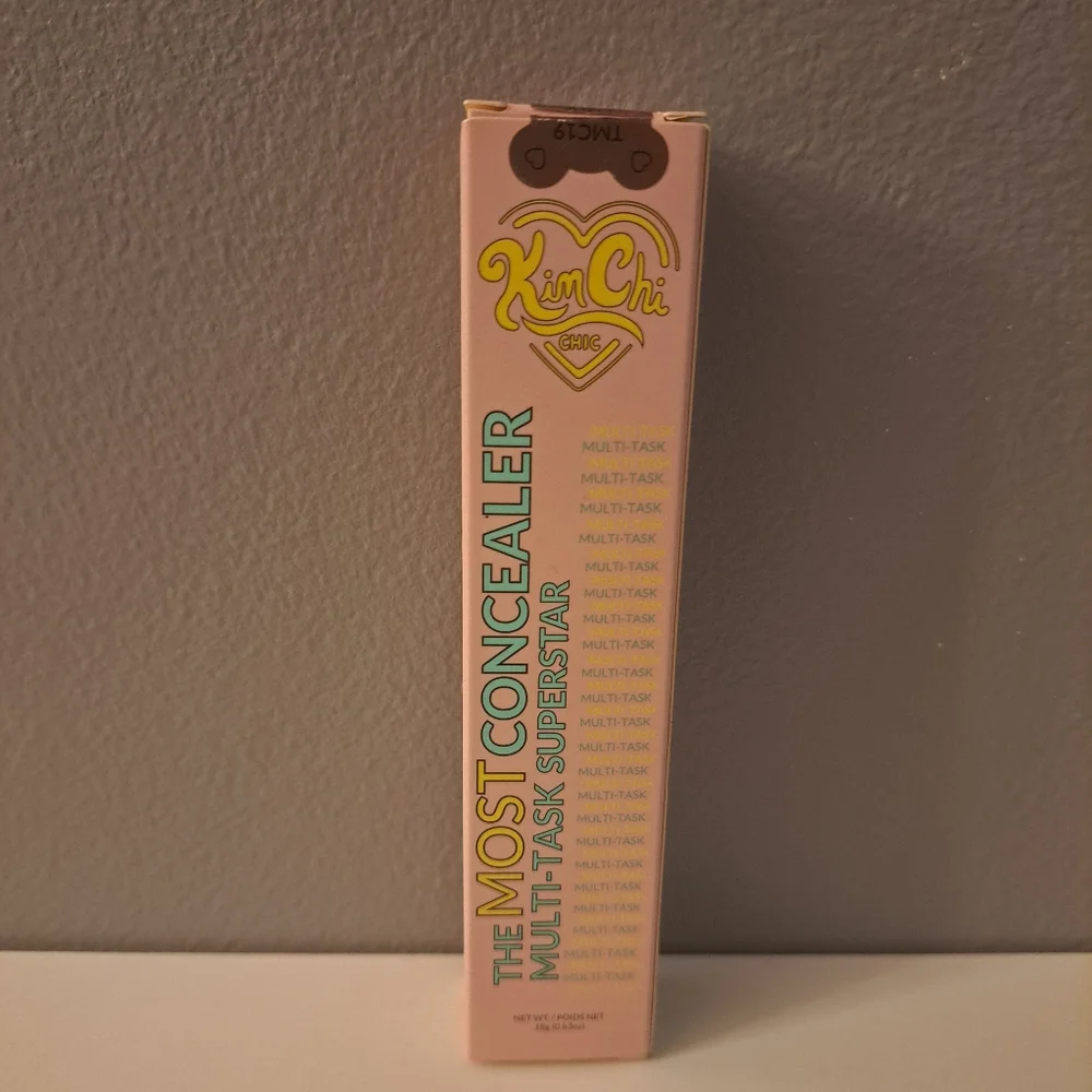 NIB Kim Chi The‎ Most  Concealer Multi Task Superstar TMC19 Dark Choco